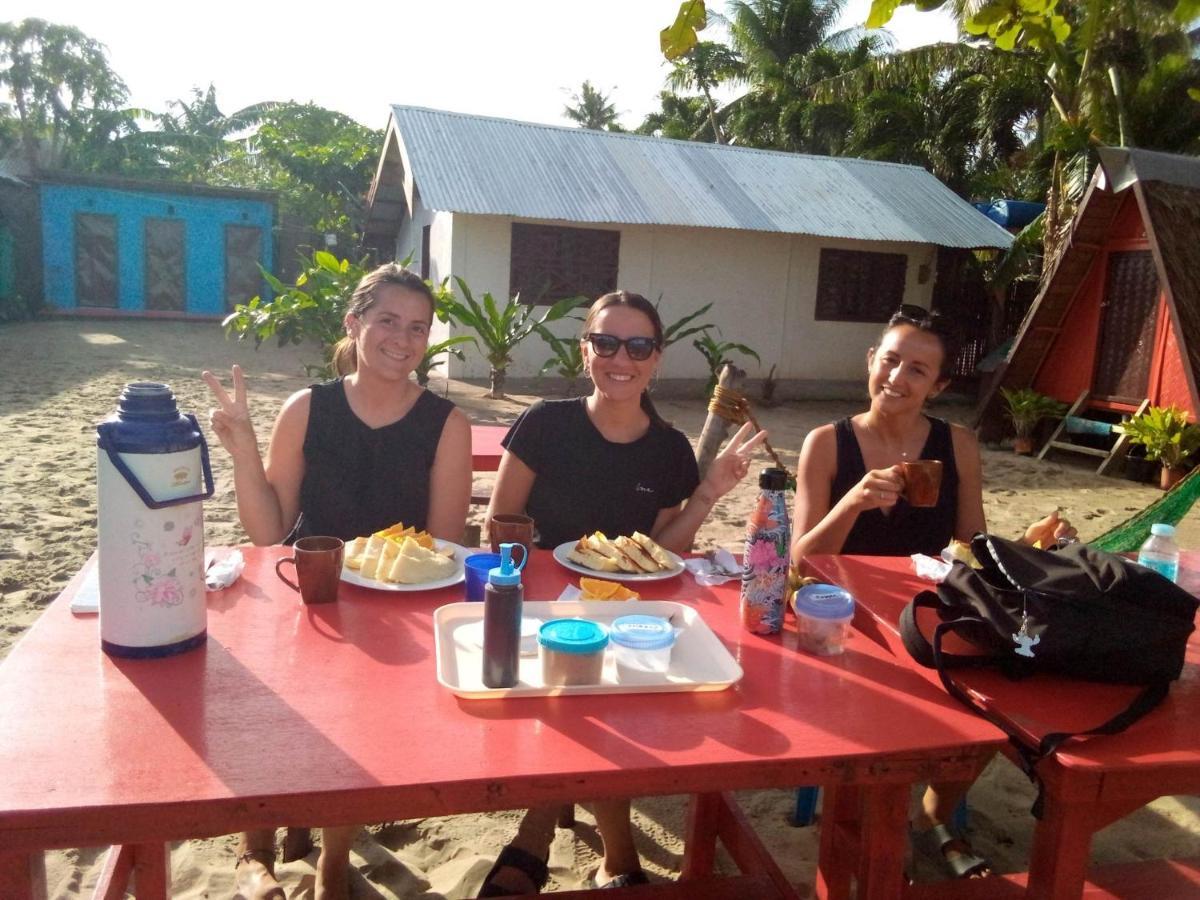 Shalom Camp Hotel El Nido Exterior photo